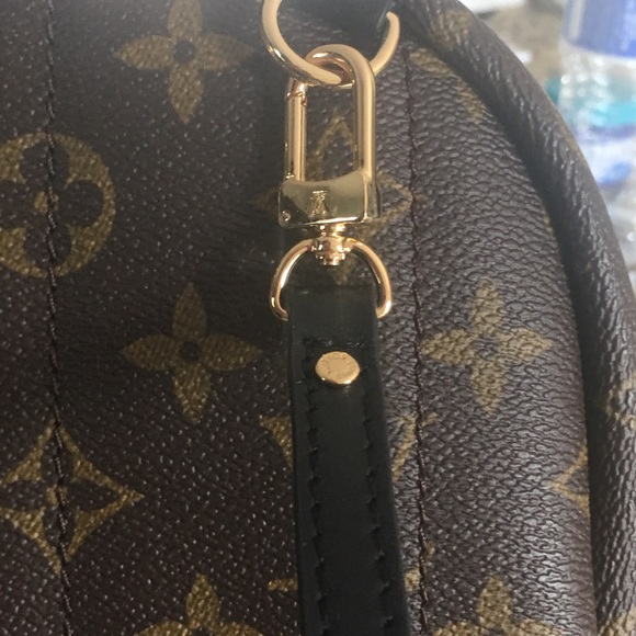 Palm Springs Louis Vuitton - Picture 5 of 5